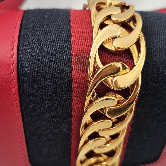 Gucci Red Sylvie - Picture 7 of 11